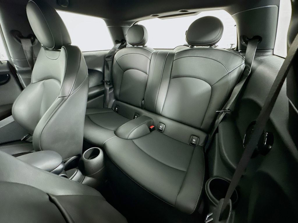 Used 2019 MINI Cooper S w/ Premium Package image 25