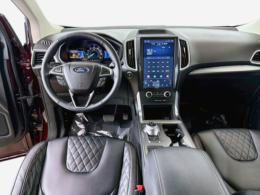Used 2023 Ford Edge Titanium AWD/4WD image 28
