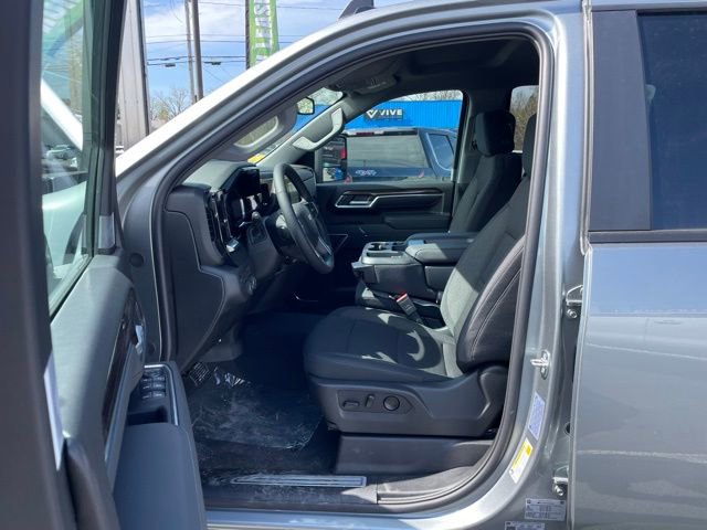 New 2026 Chevrolet Silverado 3500 LT w/ True North Edition AWD/4WD image 9