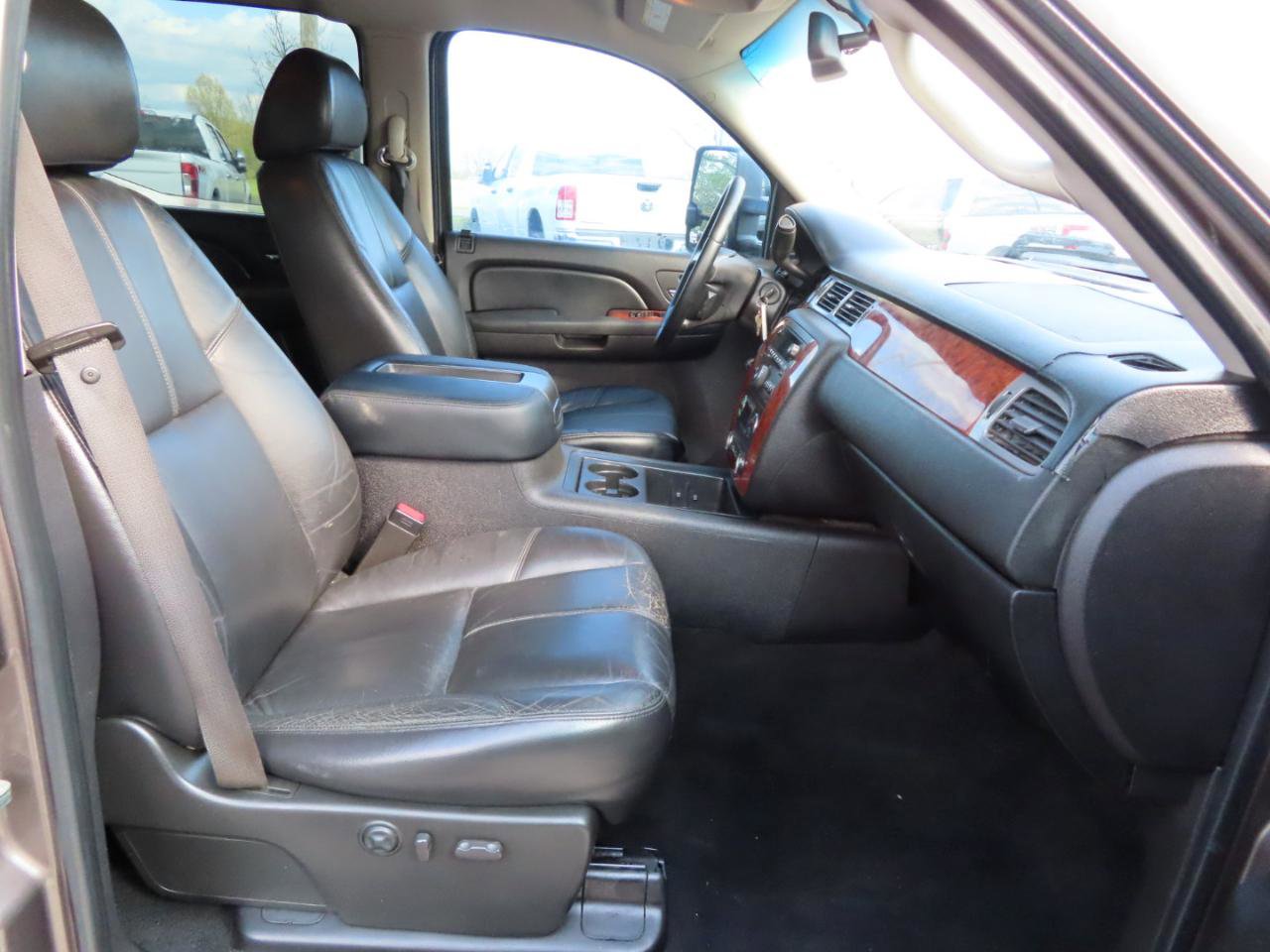 Used 2008 Chevrolet Silverado 2500 LTZ w/ Safety Package image 48