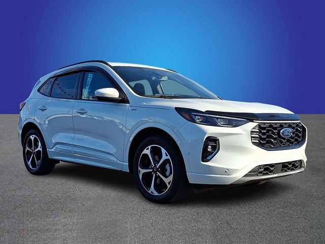 Certified 2023 Ford Escape ST-Line Elite w/ Premium Technology Package image 3