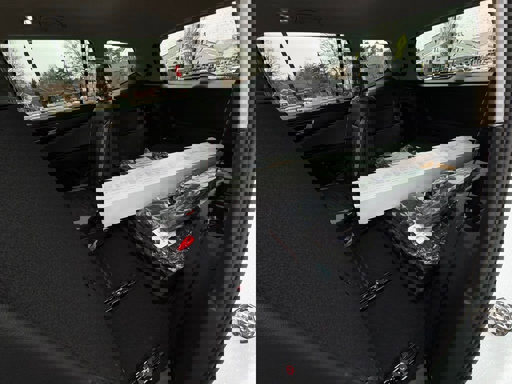 New 2026 Volkswagen Atlas Peak Edition image 32