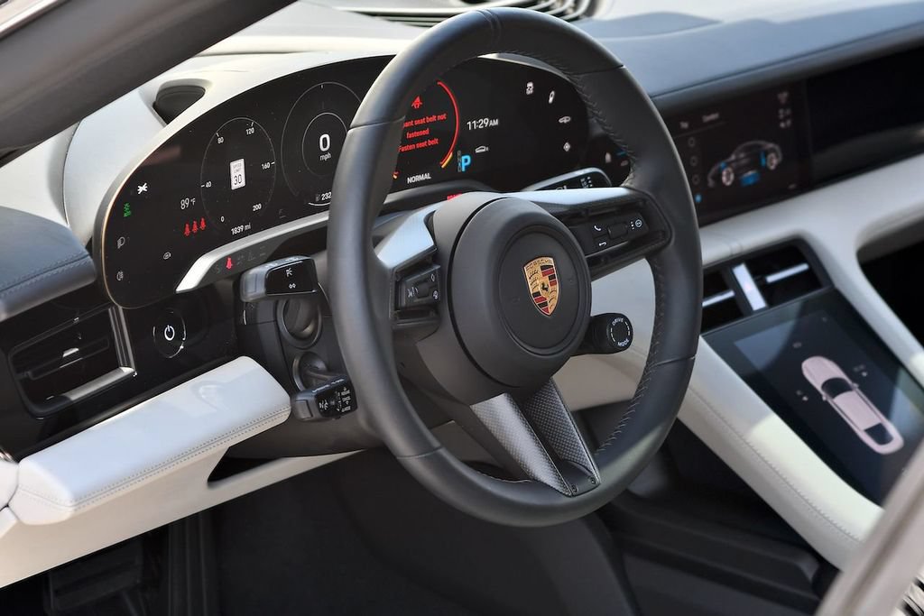 Used 2020 Porsche Taycan 4S AWD/4WD image 28