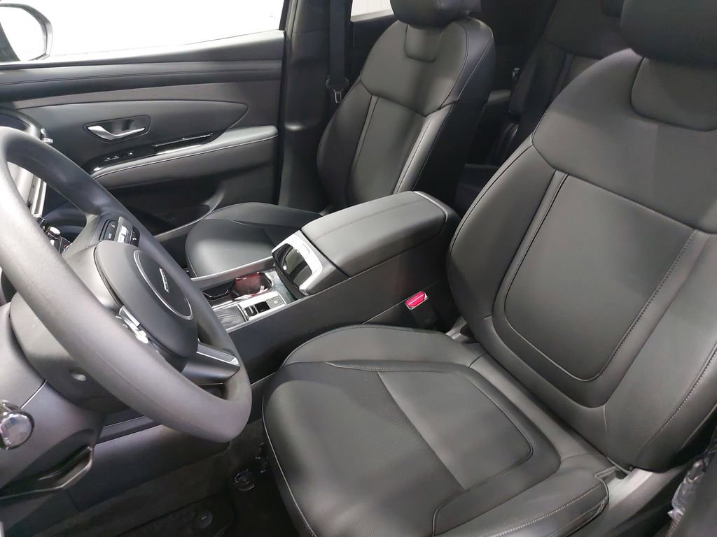 Certified 2025 Hyundai Santa Cruz SEL image 15