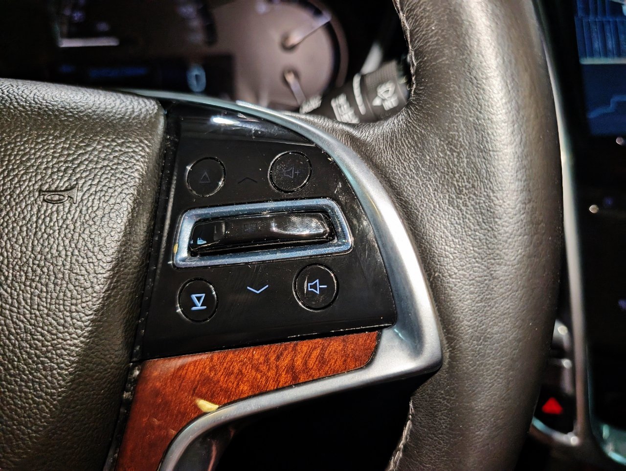 Used 2013 Cadillac SRX Performance w/ Driver Assist Package AWD/4WD image 45
