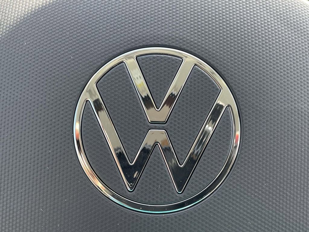 Used 2025 Volkswagen Taos S AWD/4WD image 20