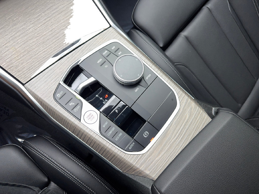 Used 2025 BMW 330i Sedan RWD image 70