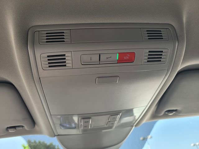 Used 2024 Volkswagen Taos SE image 22