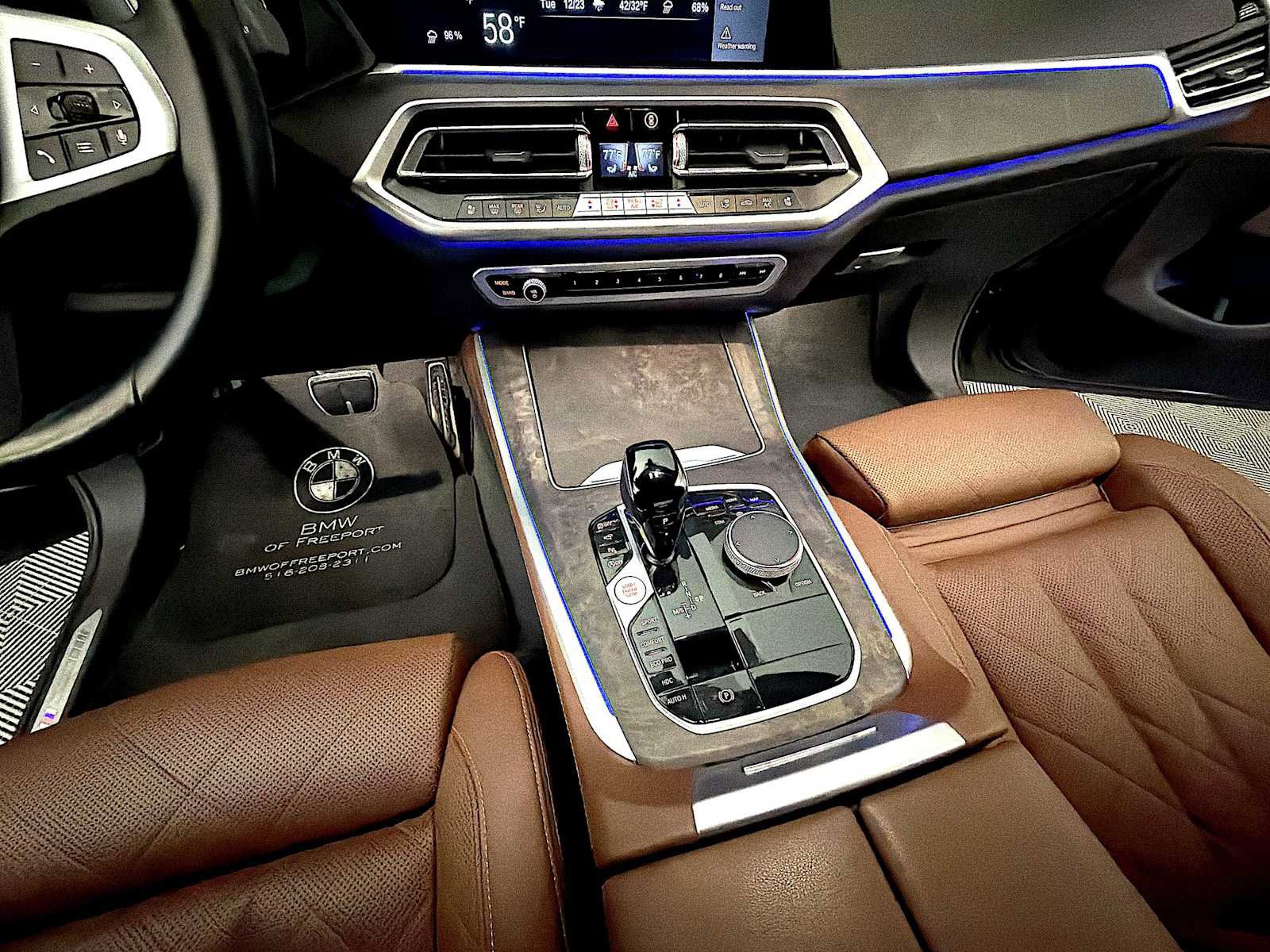 Used 2023 BMW X5 M50i w/ Parking Assistance Package image 18