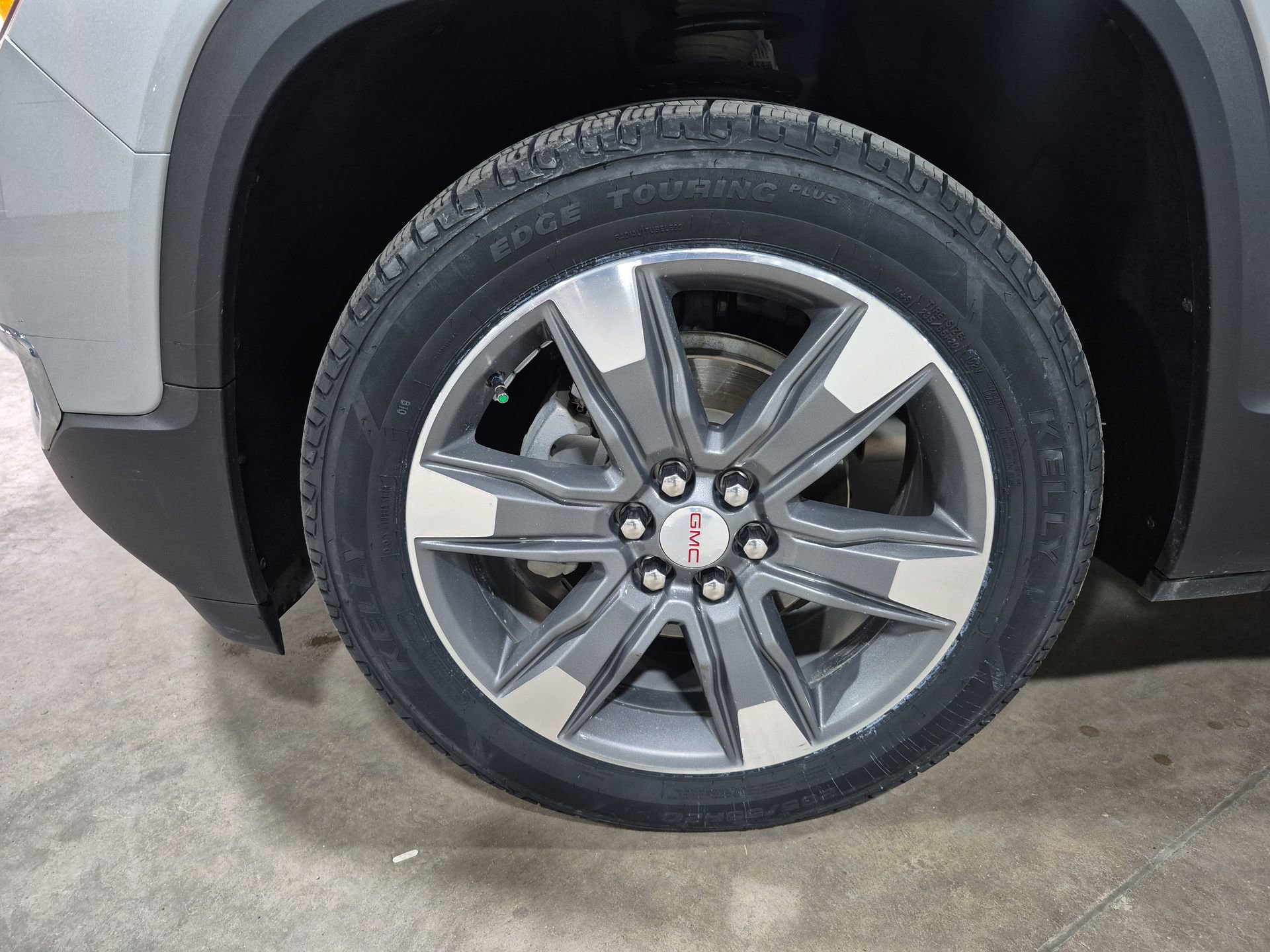 Used 2018 GMC Acadia SLT image 33