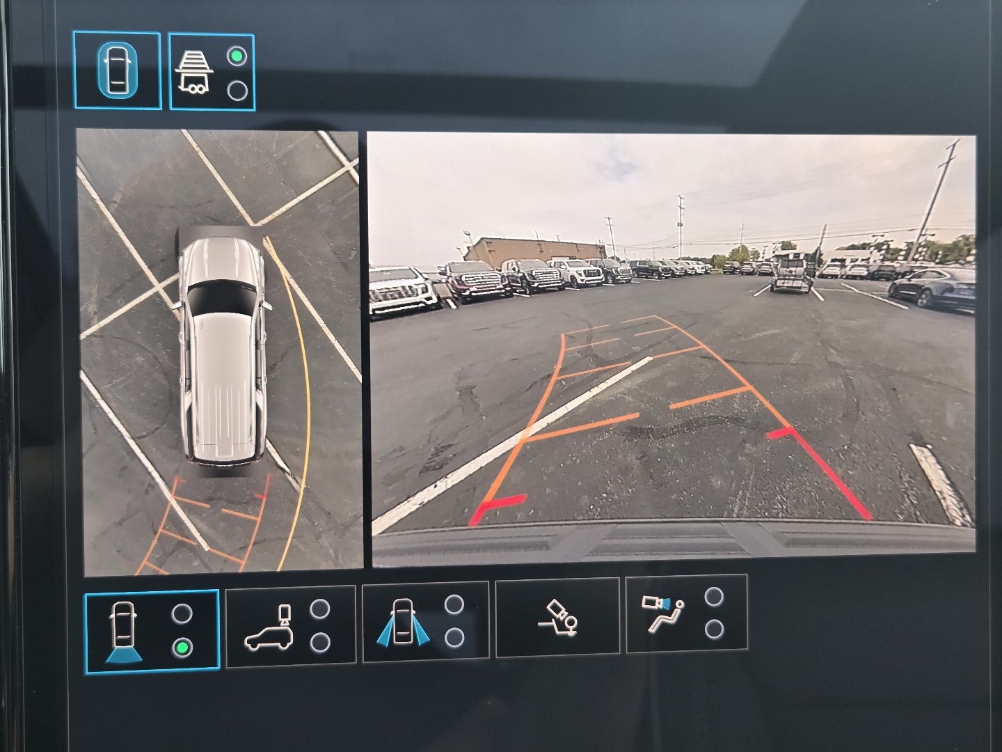 New 2026 GMC Yukon XL Denali Ultimate AWD/4WD image 9