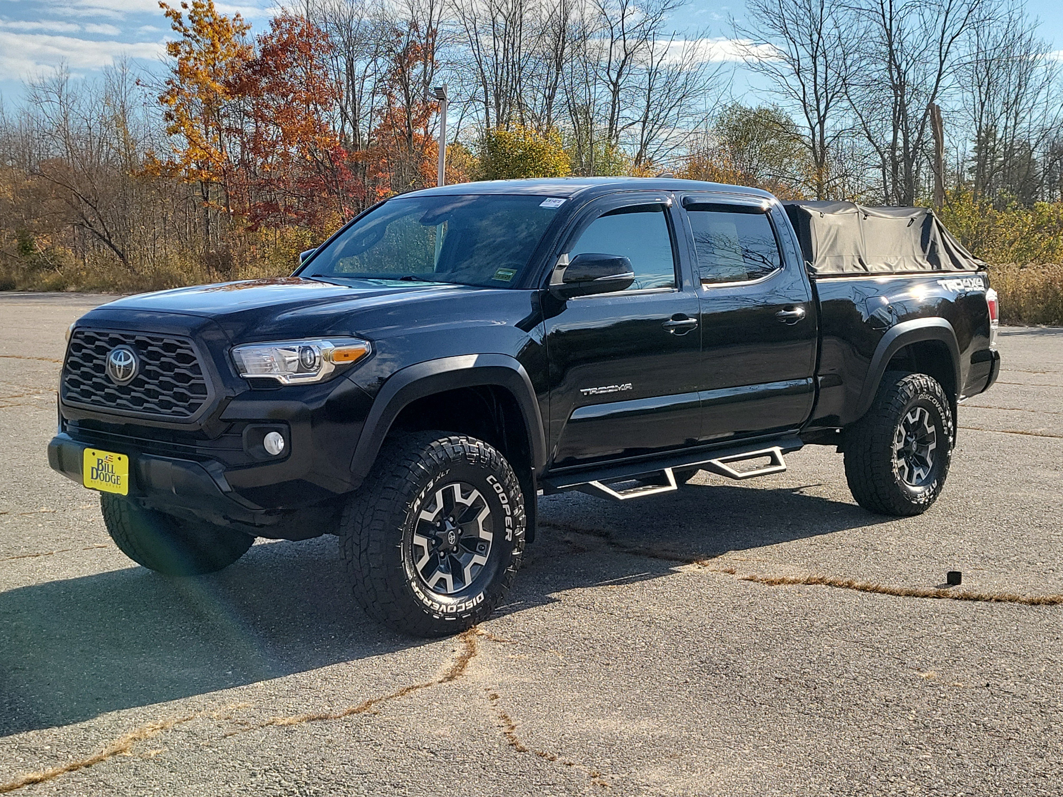 Used 2020 Toyota Tacoma TRD Off-Road w/ Technology Package AWD/4WD image 1