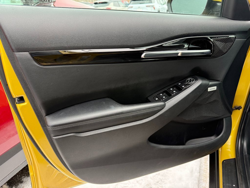 Used 2022 Kia Seltos SX w/ Sunroof Package image 13