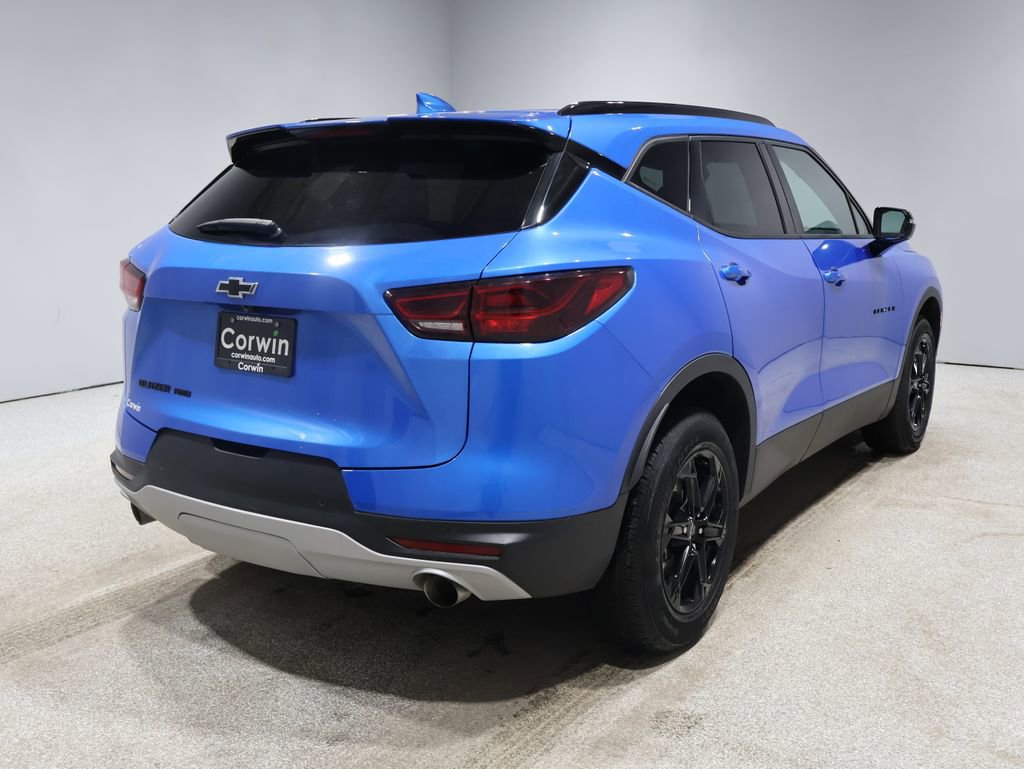 Used 2025 Chevrolet Blazer LT w/ Midnight/Sport Edition video 2