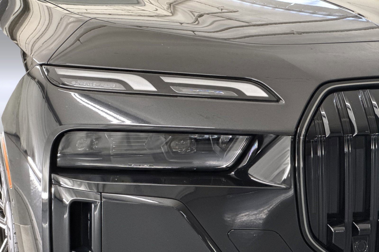 New 2025 BMW 760i xDrive AWD/4WD image 11