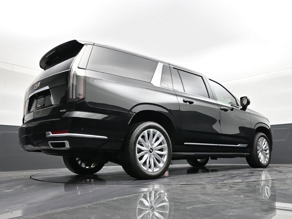 Certified 2025 Cadillac Escalade ESV Luxury image 24