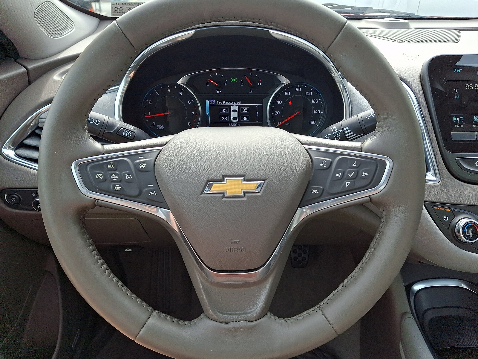 Used 2017 Chevrolet Malibu Premier w/ Premier Sun and Wheel Package FWD image 18