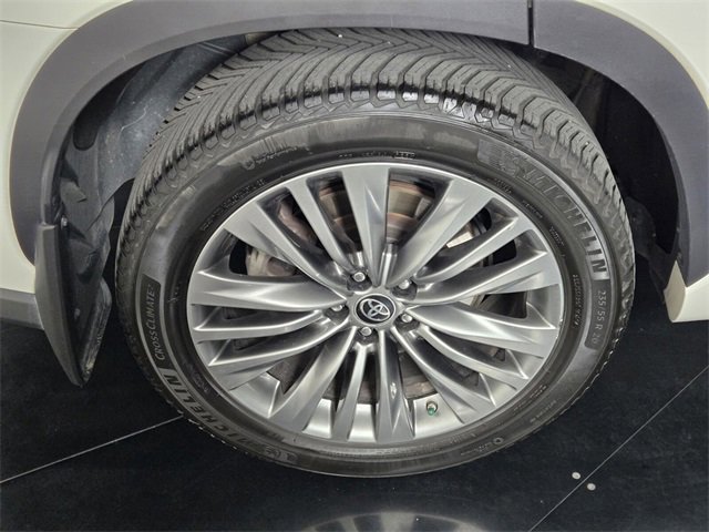 Used 2020 Toyota Highlander Limited Platinum image 10