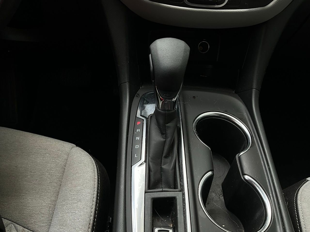 Used 2024 Chevrolet Equinox LS w/ Driver Confidence II Package image 22