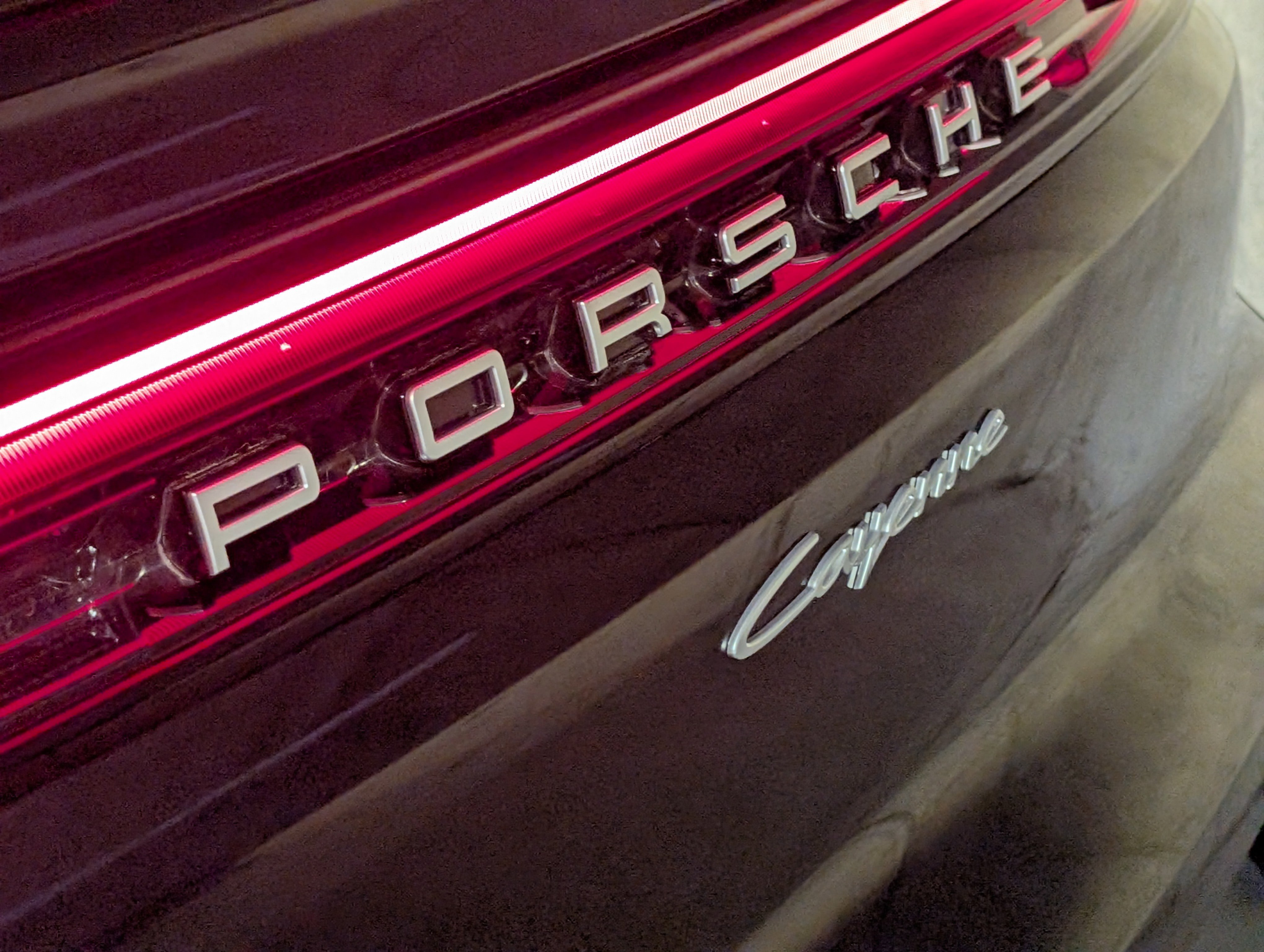Certified 2024 Porsche Cayenne Coupe image 14