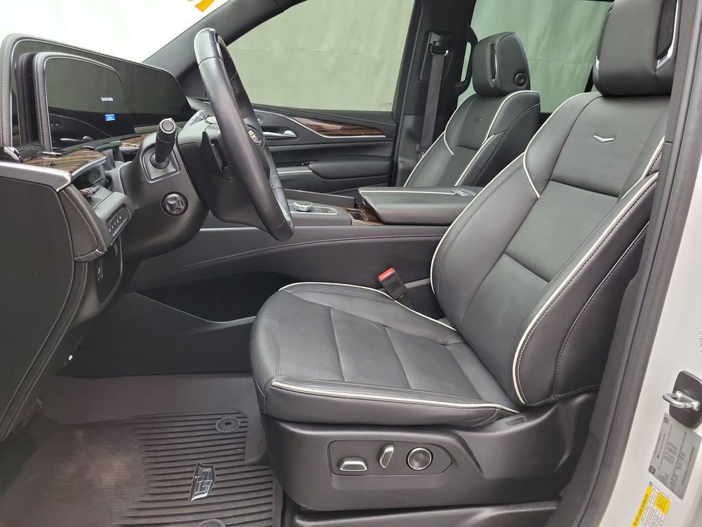 Used 2023 Cadillac Escalade Premium Luxury w/ LPO, Floor Liner Package AWD/4WD image 8
