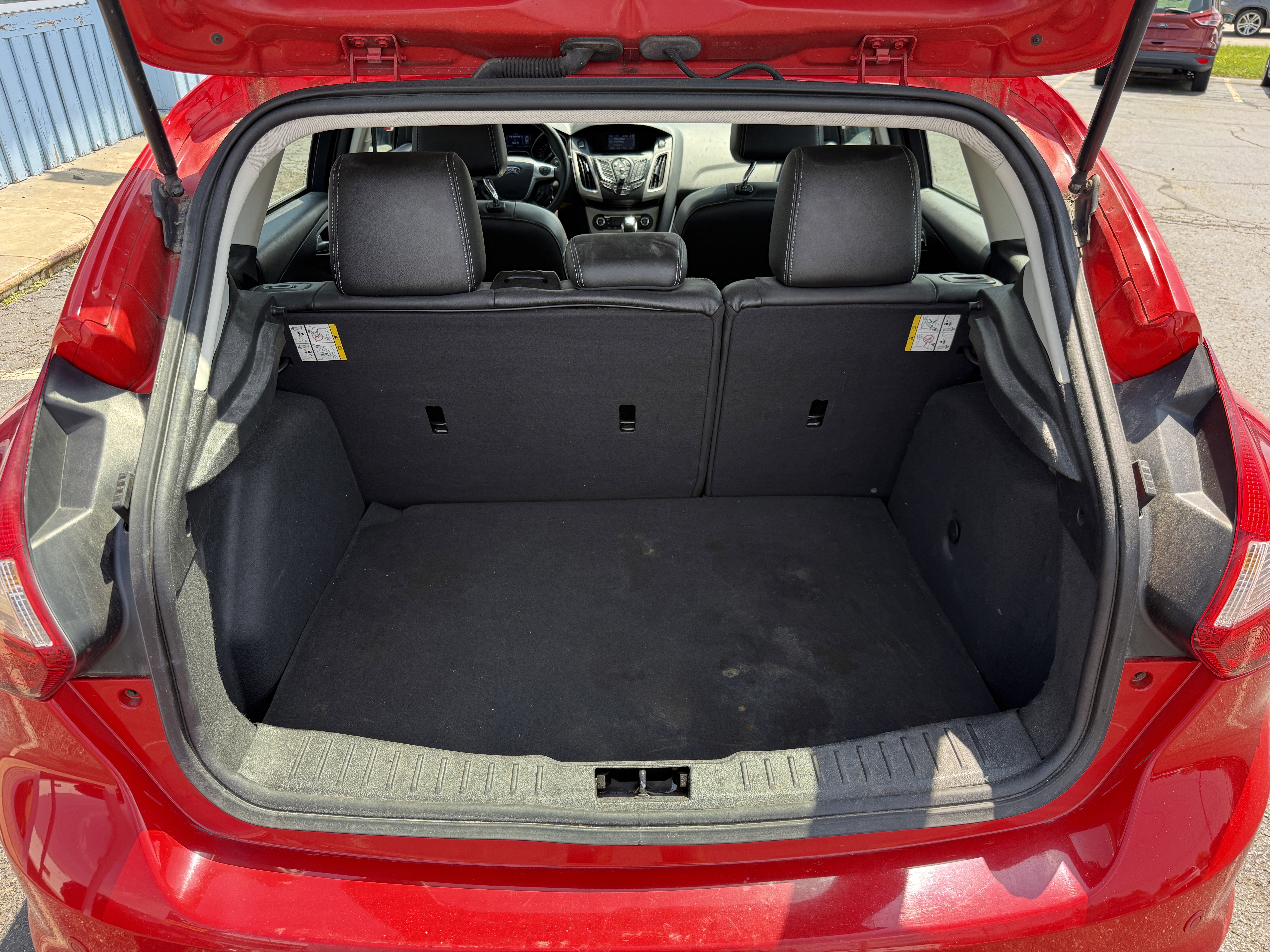 Used 2012 Ford Focus SEL FWD image 32