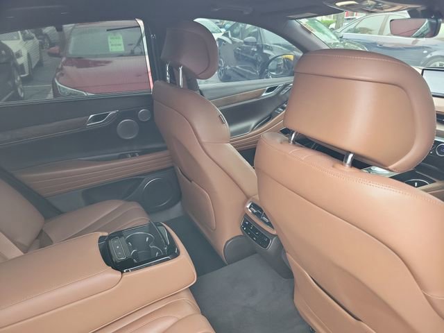 Used 2022 Genesis G80 2.5T w/ Prestige Package RWD image 29