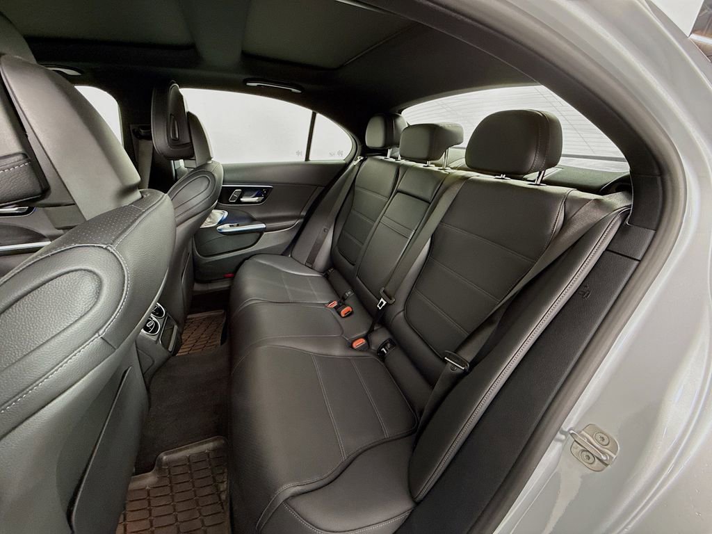 Used 2025 Mercedes-Benz C 300 4MATIC Sedan image 25