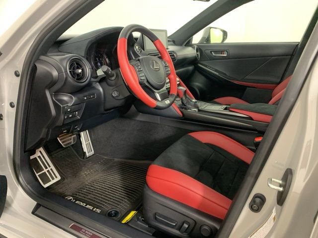 Used 2025 Lexus IS 500 w/ F-Sport Performance image 33