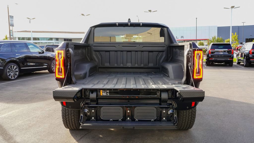 Used 2025 GMC Hummer EV 2X image 10