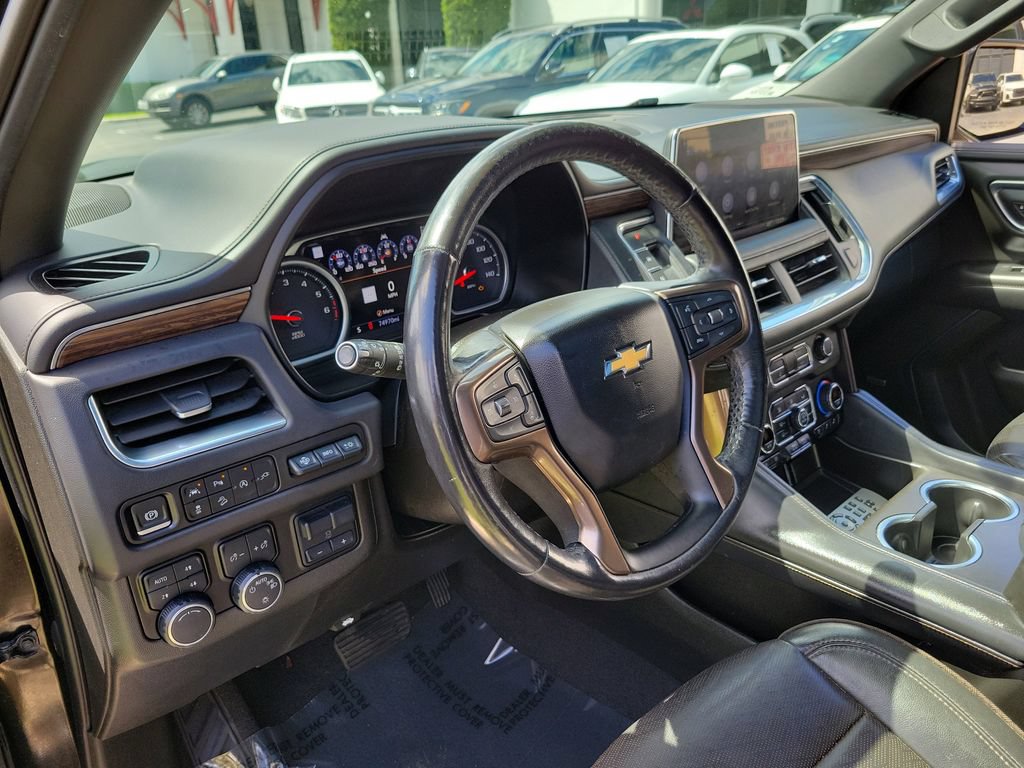 Used 2021 Chevrolet Suburban High Country w/ Premium Package AWD/4WD image 21