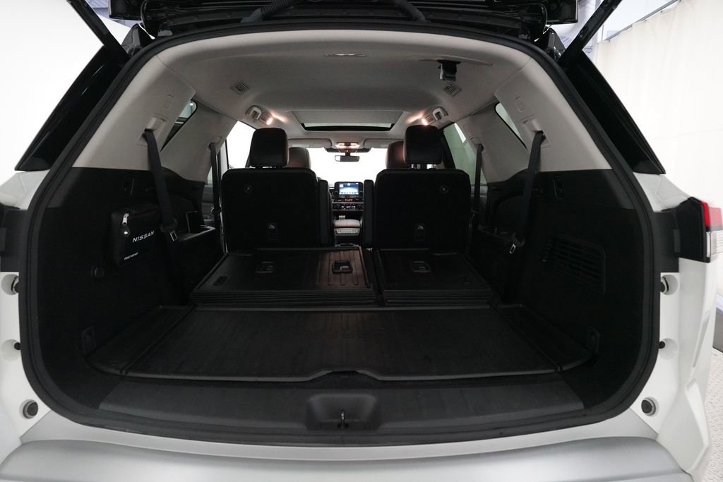 Certified 2023 Nissan Pathfinder Platinum AWD/4WD image 10