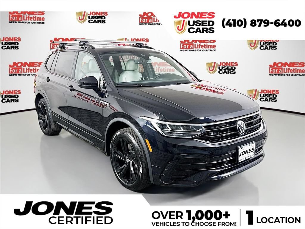 Used 2024 Volkswagen Tiguan SE R-Line AWD/4WD image 1