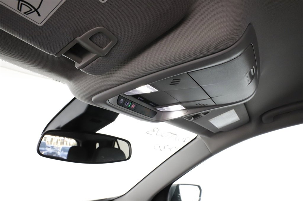 Used 2024 Chevrolet Equinox LT image 23