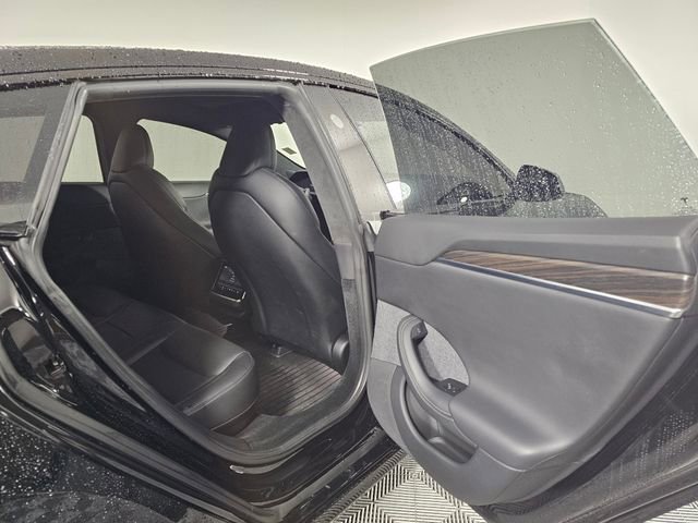 Used 2022 Tesla Model S image 14