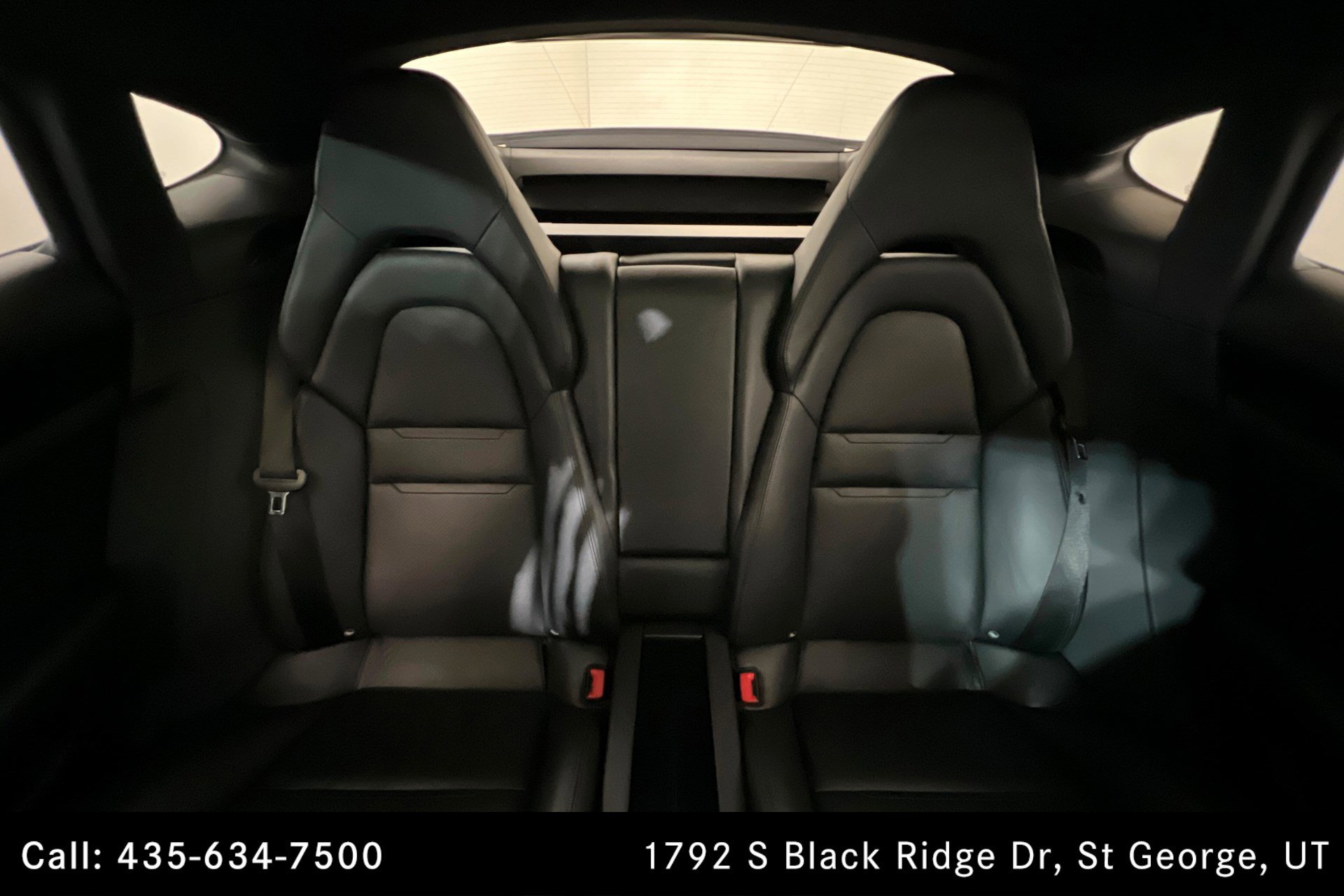 Used 2017 Porsche Panamera 4 AWD/4WD image 24