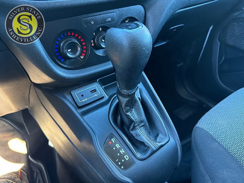 Used 2017 RAM ProMaster City Tradesman w/ Rear Back-up Camera Group image 22