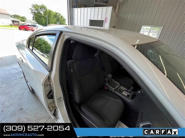 Used 2022 Dodge Charger SXT image 6