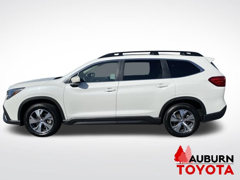 Used 2025 Subaru Ascent Premium AWD/4WD image 3