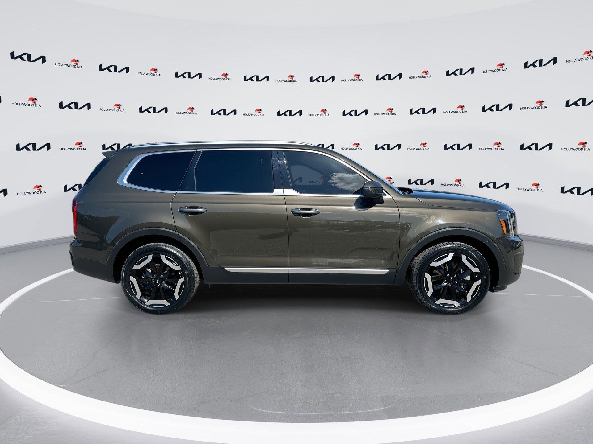 Certified 2023 Kia Telluride S AWD/4WD image 9