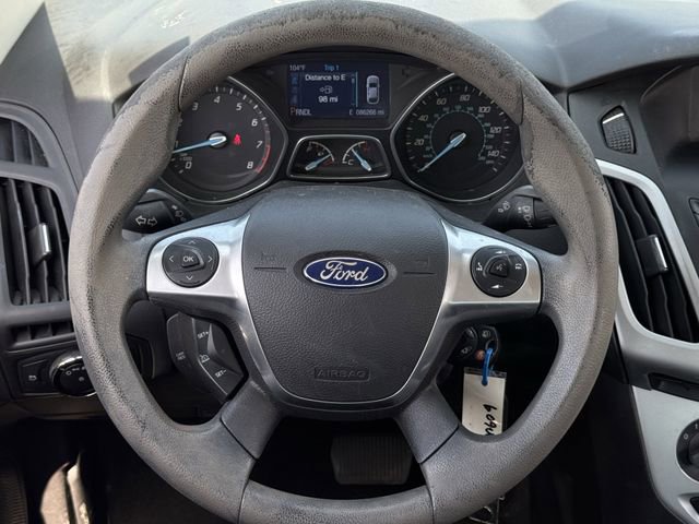 Used 2014 Ford Focus SE FWD image 11