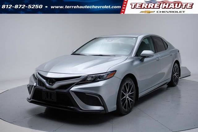 Used 2024 Toyota Camry SE