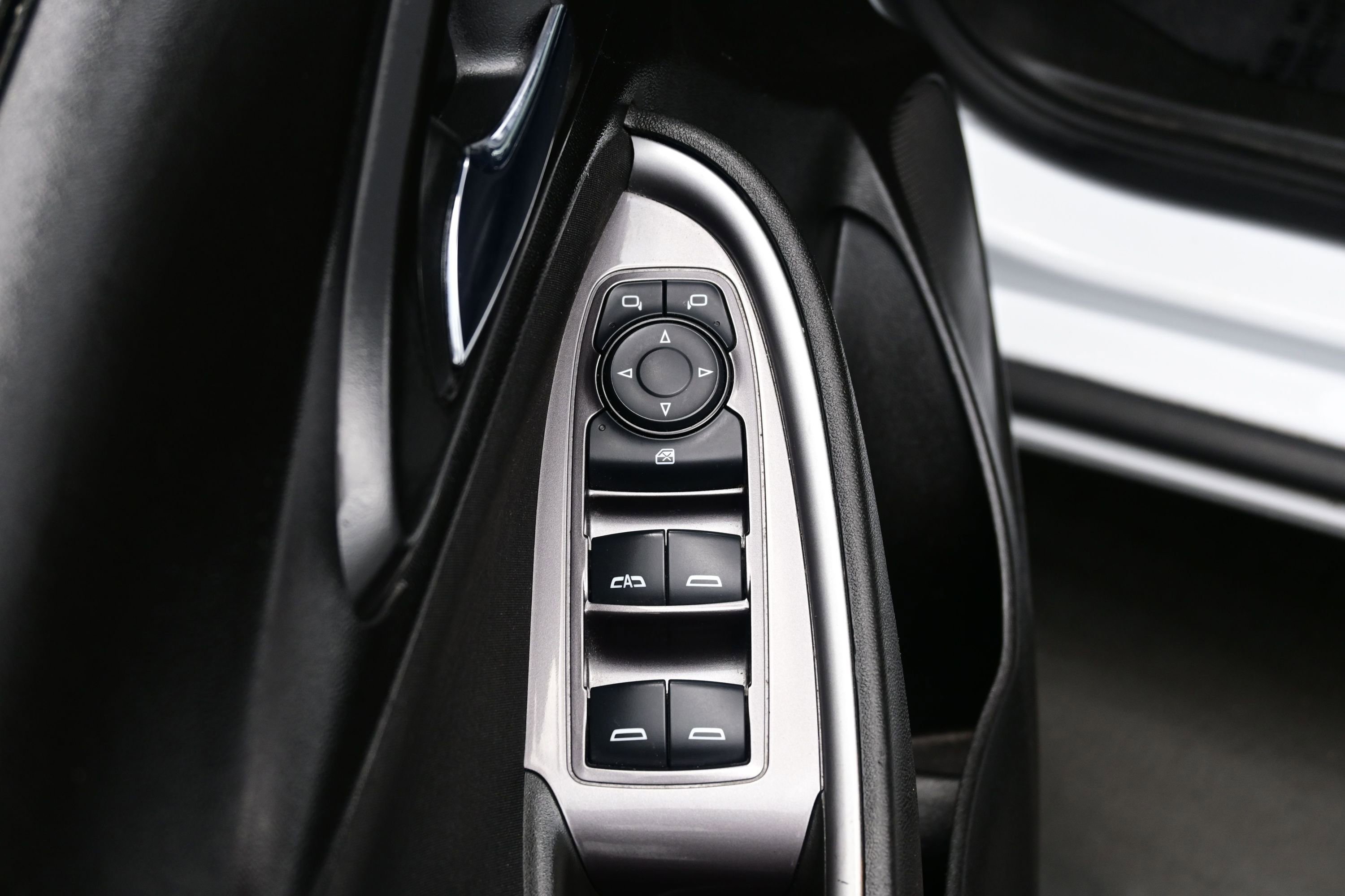 Used 2023 Chevrolet Malibu LT w/ Driver Confidence Package FWD image 10