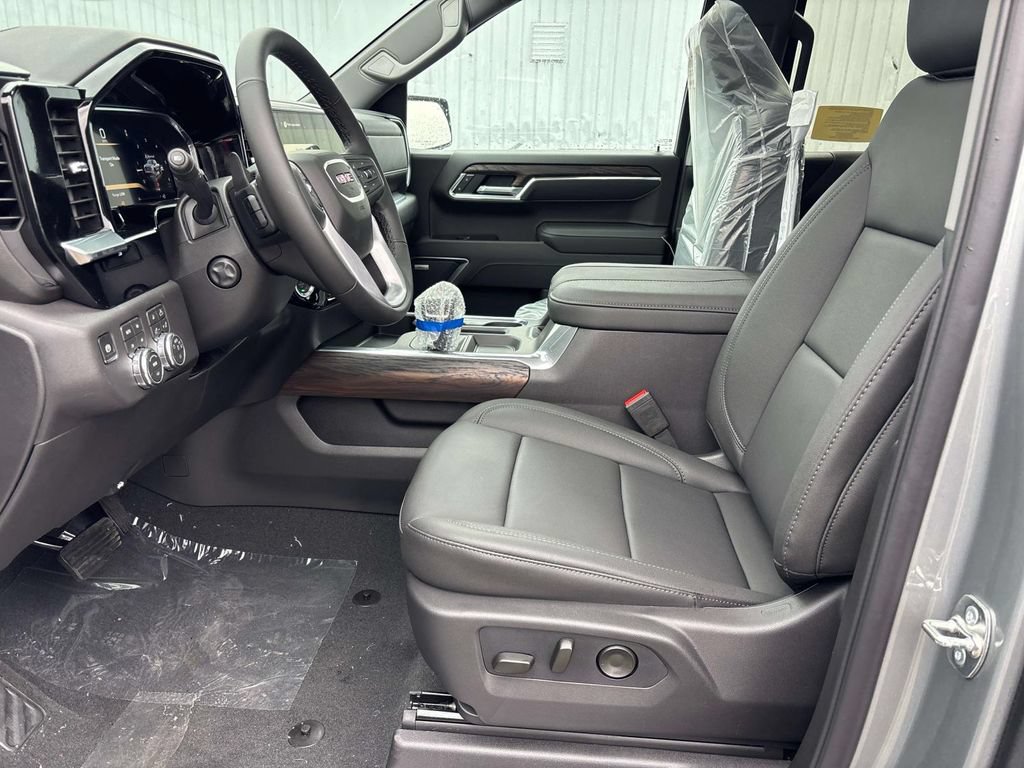 New 2026 GMC Sierra 1500 SLT w/ SLT Premium Package AWD/4WD image 9