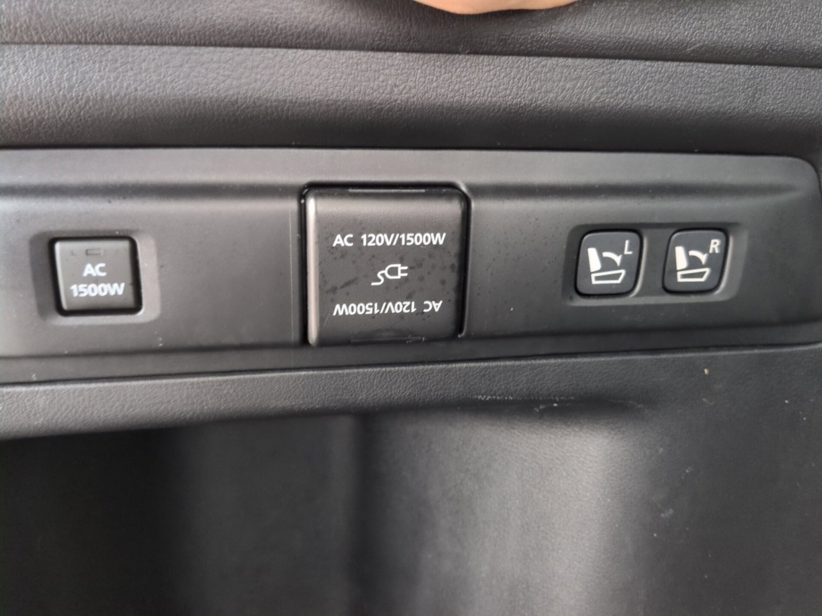 Certified 2025 MAZDA CX-70 Plug-In Hybrid w/ Premium Plus image 16