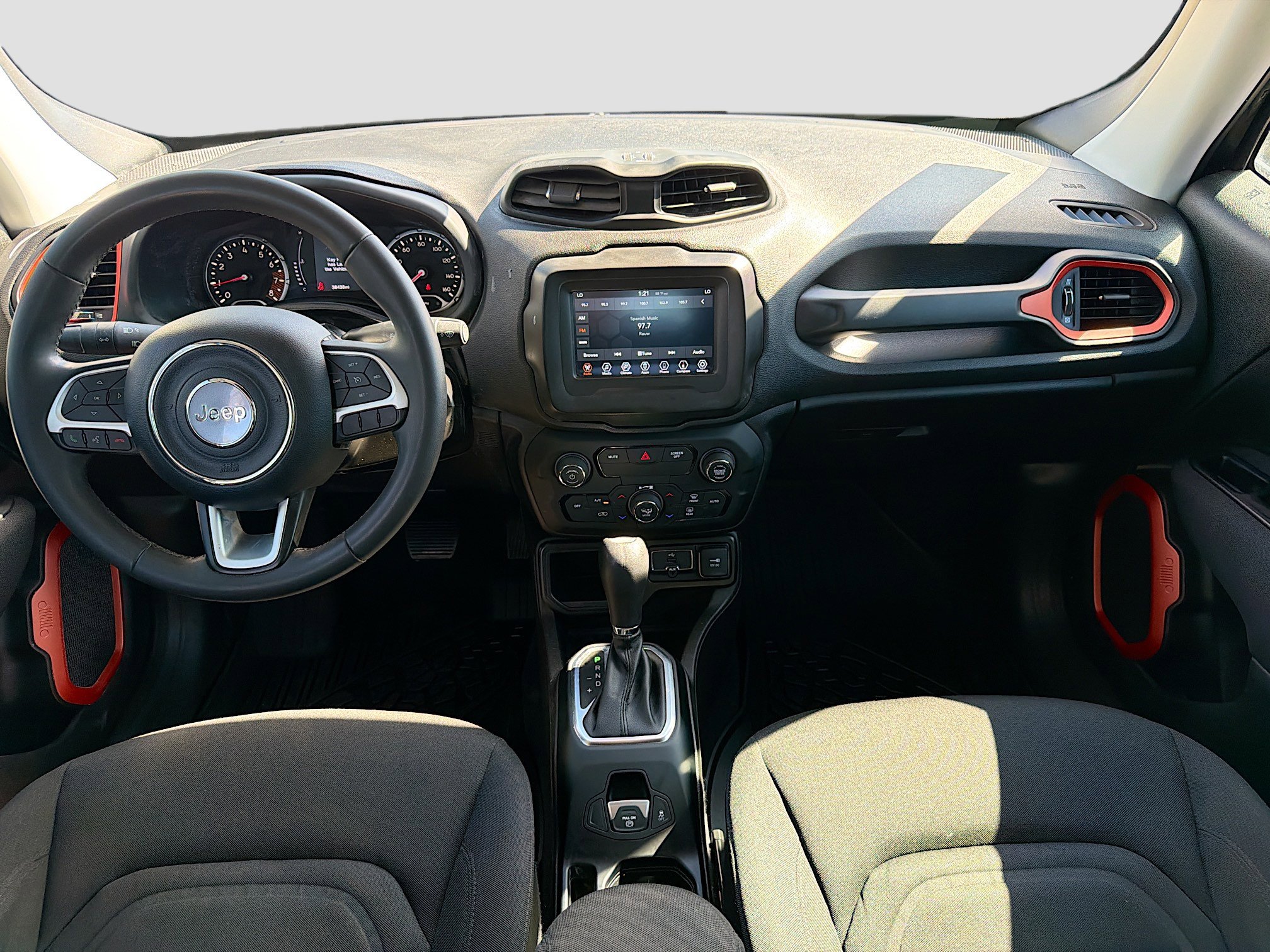 Used 2020 Jeep Renegade Latitude image 15