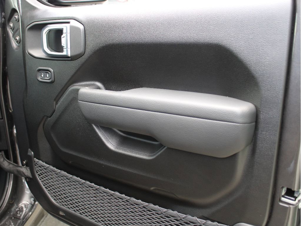 New 2026 Jeep Gladiator Sport image 24