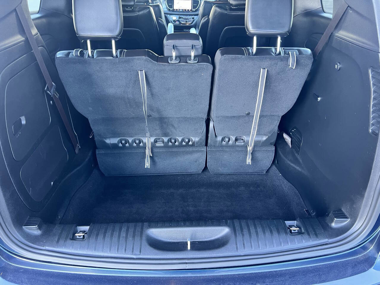 Used 2023 Chrysler Pacifica Touring-L w/ S Appearance Package image 58