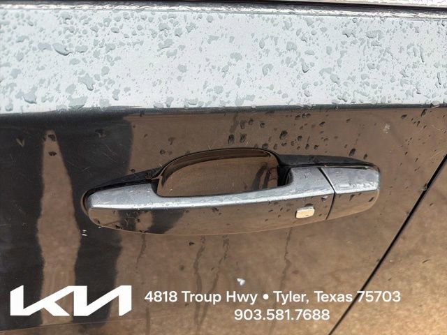 Used 2018 Chevrolet Traverse LT FWD image 6