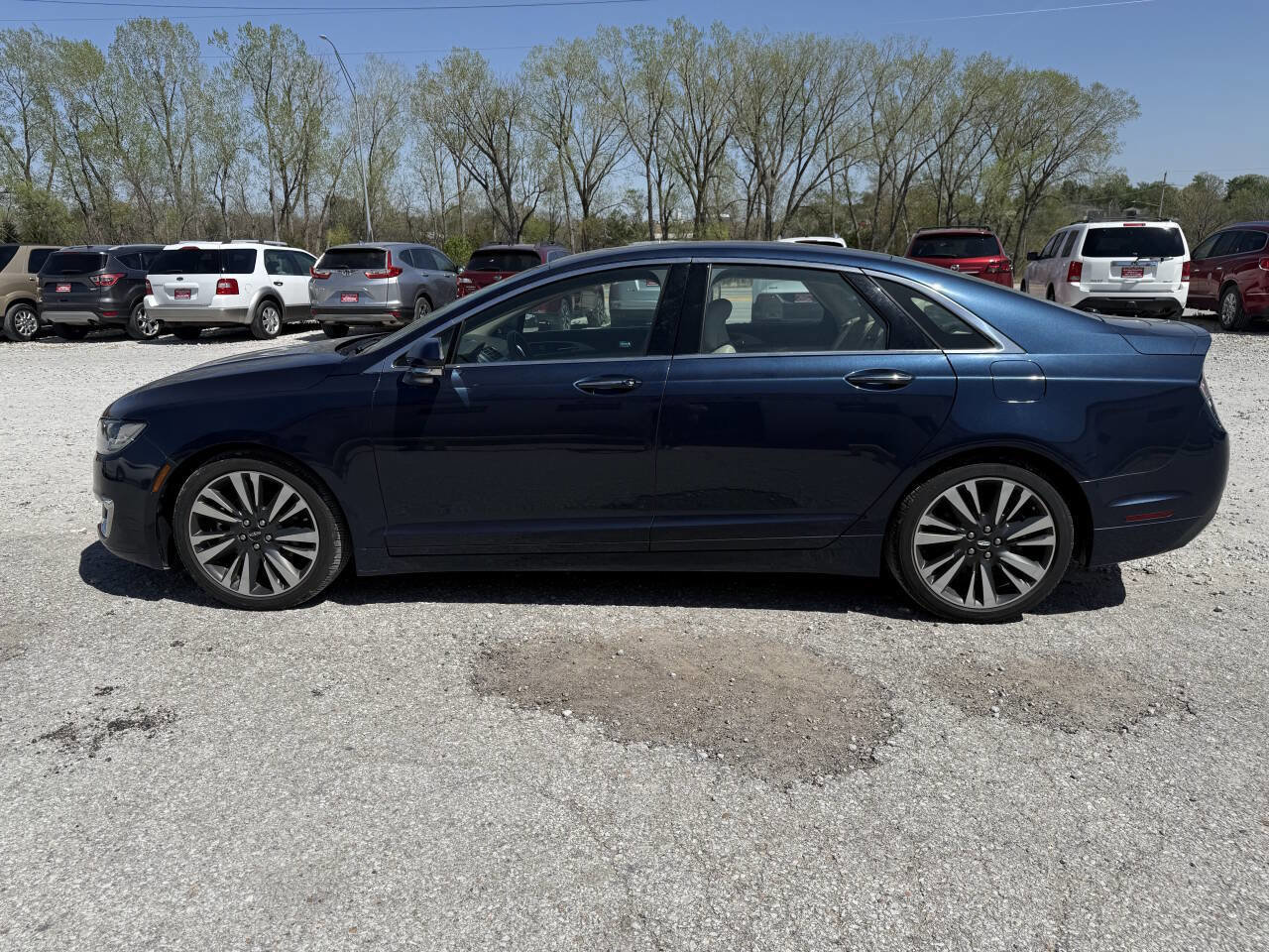 Used 2017 Lincoln MKZ Reserve FWD image 6